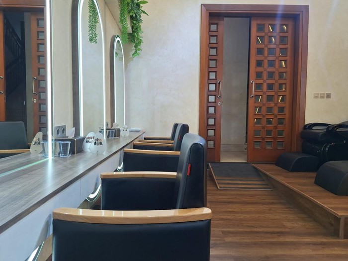 Fendy & Co Hair Design, Tebet, Jakarta Selatan.