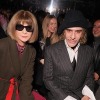 Zara Umumkan Kolaborasi Kejutan, Gandeng Desainer High-Fashion John Galliano