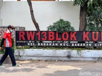 Melihat Kesibukan Kampung Ketupat di Bandung Menjelang Lebaran