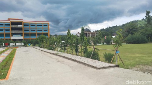 Kampus II Universitas Muhammadiyah Bima (UMB) yang akan digunakan salat Id, Jumat (20/3/2026).