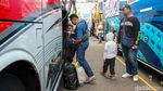 Kapolri Berangkatkan Ribuan Peserta Mudik Gratis Presisi 2026 di Polda Metro