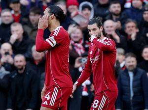 Slot Bantah Klaim Liverpool Main Sendiri-sendiri
