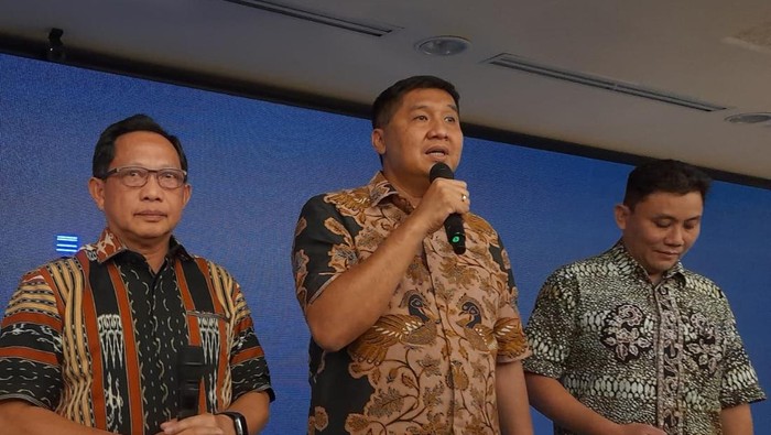 Menteri PKP Maruarar Sirait dan Mendagri Tito Karnavian dalam Sosialiasi Rancangan Keputusan Menteri PKP tentang rusun subsidi.