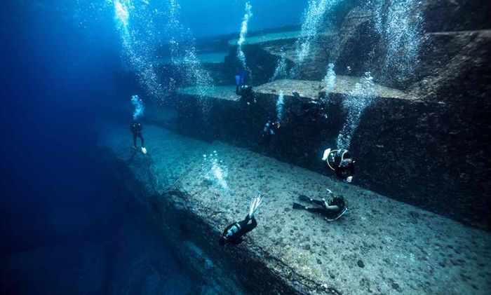 Monumen Yonaguni di Bawah Laut Jepang, Diduga 'Atlantis' yang Hilang. (Ancient Origins)