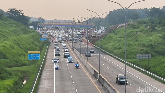 Pembukaan one way lokal Kalikangkung-Bawen, Rabu (18/3/2026) sore.
