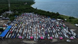 Parkir Kargo Gilimanuk Padat Jelang Penutupan Penyeberangan Nyepi