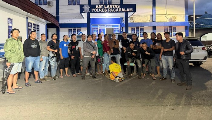 Pelaku pembunuhan Aldo yang ditemukan tewas di depan rumahnya di Lahat
