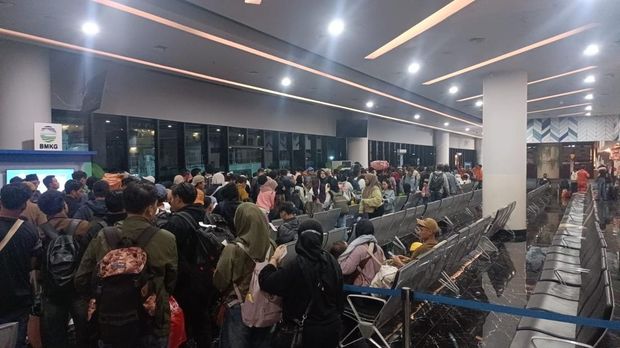 Pemudik di Pelabuhan Merak. (Arief/detikcom)