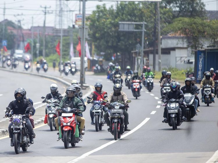 Pemudik Motor Dominasi Arus Mudik di Jalur Pantura Indramayu