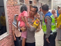 Polisi Pospam Lebaran Gubug Tolong Bocah Demak Tersesat Cari Ortu di Grobogan
