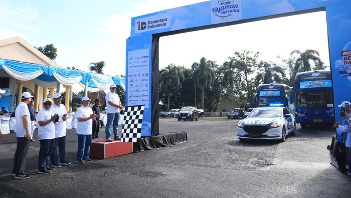 PTPN I Regional 7 memberangkatkan 80 pemudik gratis dari Bandar Lampung menuju Bandung dan Yogyakarta.