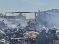 Kebakaran Sejumlah Bangunan di Kalideres, Api Diduga dari Gudang Palet Kayu