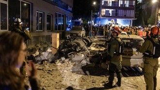 Iran Balas Kematian Ali Larijani, Serangan Rudal Tewaskan 2 Orang di Israel