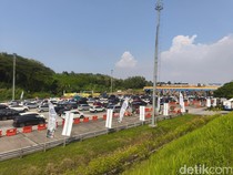 Kondisi Arus Mudik di GT Kalikangkung Saat Penerapan One Way Nasional