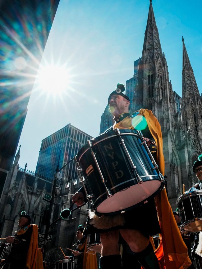 Tradisi Irlandia Meriahkan Jalanan New York Lewat Parade Akbar