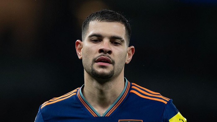 LONDON, ENGLAND - FEBRUARY 10: Bruno Guimaraes of Newcastle United during the Premier League match between Tottenham Hotspur and Newcastle United at Tottenham Hotspur Stadium on February 10, 2026 in London, England. (Photo by Visionhaus/Getty Images)