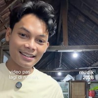 Influencer Ganta pulang ke Ngawi, Jawa Timur, untuk merayakan Lebaran. Momen mudik Ganta ini kerap ditunggu netizen karena influencer tersebut kerap memperlihatkan kehidupannya di desa. Foto: Dok. Instagram