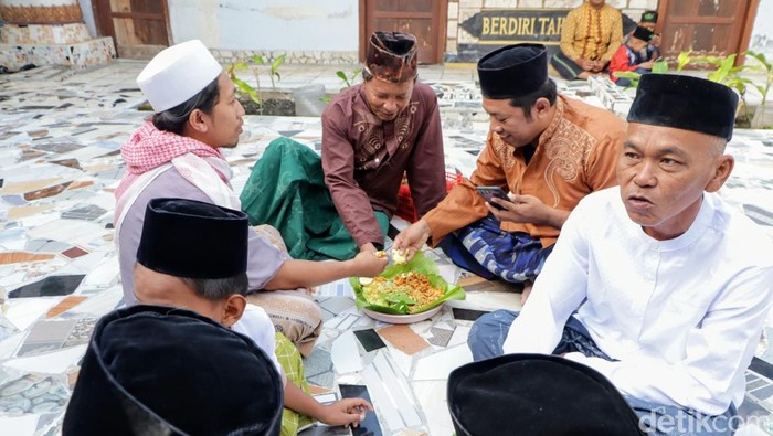 Jamaah Syathaariyah di Ponorogo Sudah Rayakan Lebaran