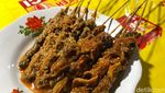 Sejak 1950! Ini Kupat Glabed Racikan Pak Makhali yang Melegenda