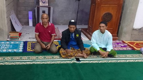 Malam takbiran umat Islam Muhammadiyah di Masjid Baitul Amanah, Desa Wewit, Kecamatan Adonara Tengah, Flores Timur, Kamis (19/3/2026). (Dok. Dewan Kemakmuran Masjid Muhammadiyah Baitul Amanah, Husain Ali)