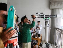 Melihat Pemantauan Hilal di Jakarta Barat