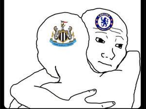 Meme Kocak Newcastle Dipeluk Chelsea yang Senasib Kena Bantai