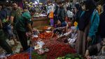 Meski Harga Naik, Warga Tetap Padati Pasar