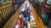 Seorang pembeli mengatakan dirinya sengaja datang lebih awal untuk menghindari lonjakan harga yang biasanya terjadi mendekati hari raya. Ia juga ingin memastikan mendapatkan bahan makanan yang masih segar dan berkualitas. Menurutnya, belanja lebih awal membuat persiapan Lebaran menjadi lebih tenang.