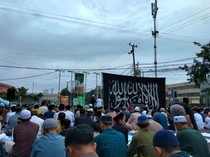 Ratusan Jemaah Tarekat Naqsyabandiyah di Makassar Gelar Salat Id Hari Ini