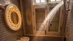 7 Penampakan Toilet yang Nyeleneh, Berani Pasang Kayak Gini di Rumah?