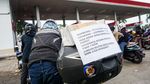 Pemudik Motor Padati SPBU Subang, Antre Isi BBM dan Beristirahat