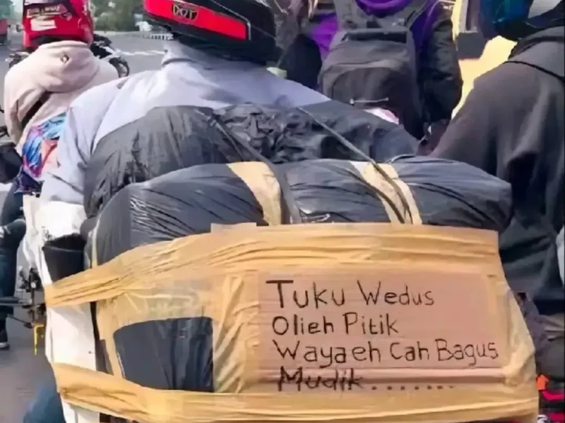 Pesan Kocak Pemotor Mudik Lebaran