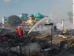 Kebakaran Pasar Lama di Bengkalis saat Sahur, 10 Ruko Hangus