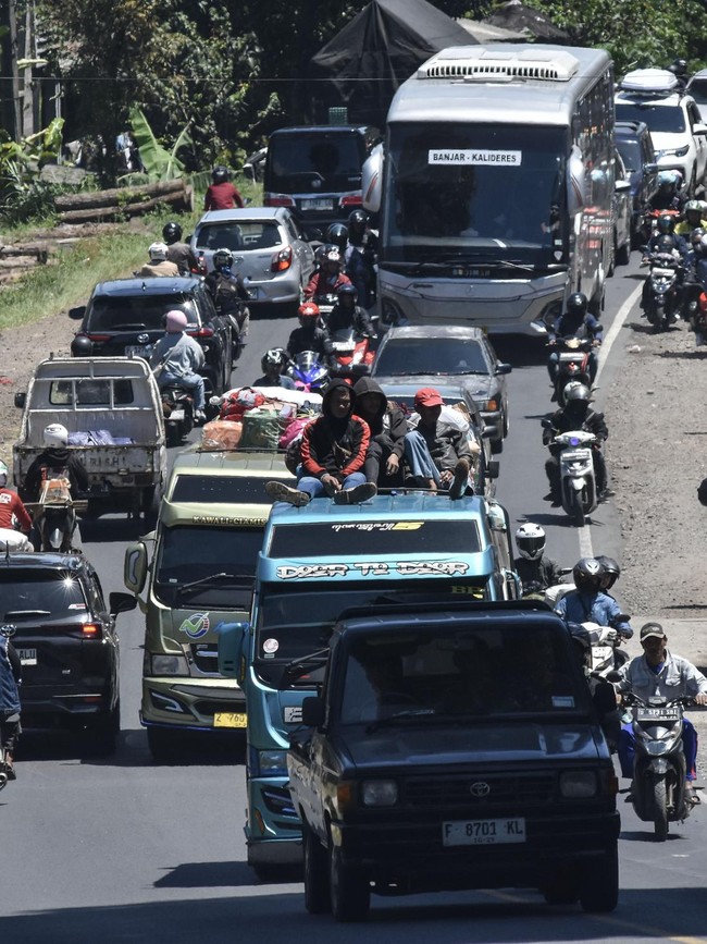 Potret Arus Mudik Jalur Selatan Garut Ramai Lancar