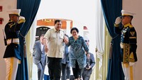 Gandengan Tangan Prabowo dan Megawati Saat Berjumpa di Istana