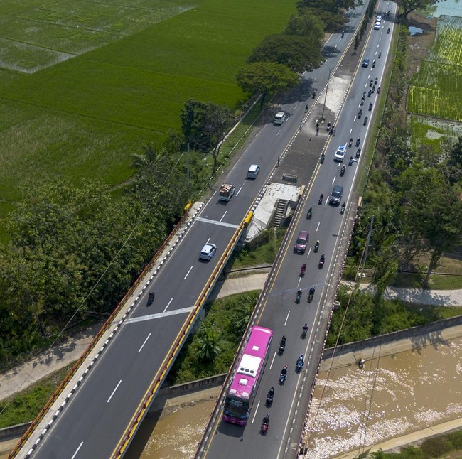 Puncak Mudik Pantura, Ratusan Ribu Kendaraan Melintas ke Jawa Tengah