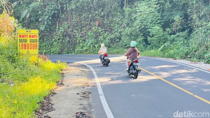 Salah satu lokasi rawan longsor di Bengkulu