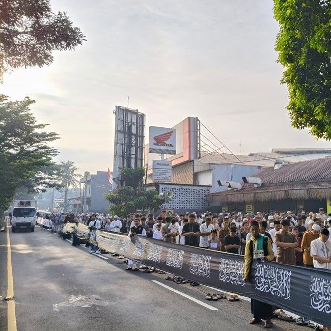 Ada yang Sudah Salat Id Hari Ini, di Depok hingga Makassar