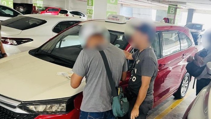 Sopir taksi di Bandara Internasional Kuala Lumpur ditangkap polisi usai getok tarif ke turis Indonesia