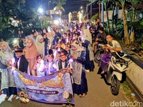 Kemeriahan Takbir Keliling di Ponorogo
