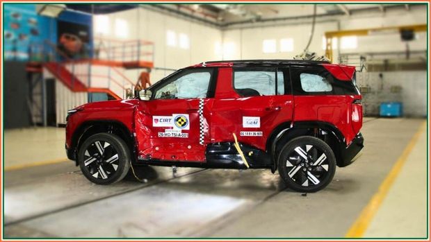 Tata Sierra diuji tabrak. Tata Sierra diuji tabrak.