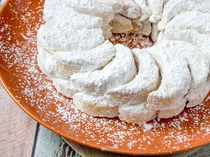 Jangan Kalap Makan Manis saat Lebaran, Bisa Bikin Mood Amburadul