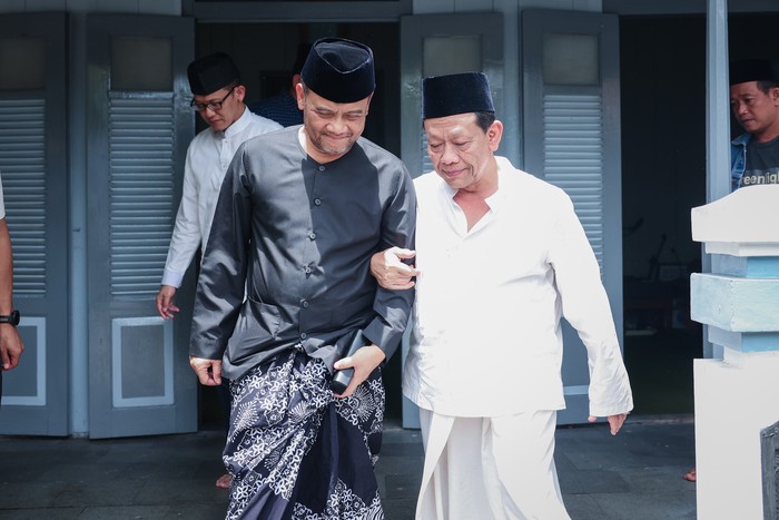 Ahmad Luthfi Sowan ke Mbah Munif & Kiai Fathurrohman Jelang Lebaran