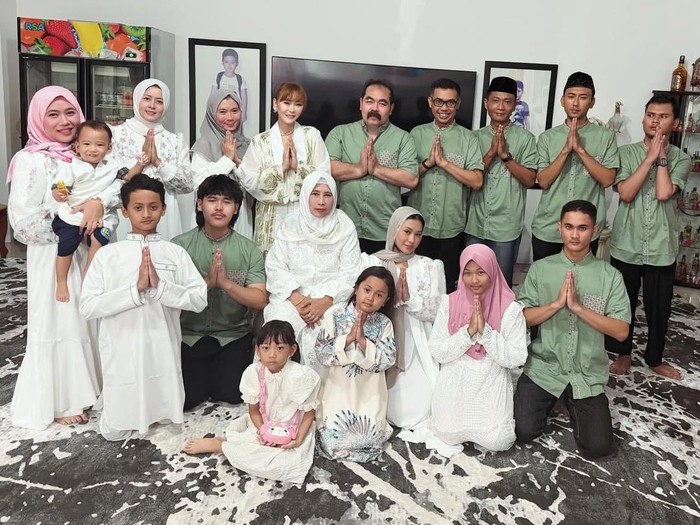 Deretan artis rayakan Lebaran, Jumat (20/3/2026).