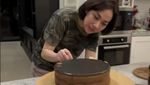 BCL Sibuk di Dapur Jelang Lebaran, Masak Asam Padeh hingga Kue Coklat