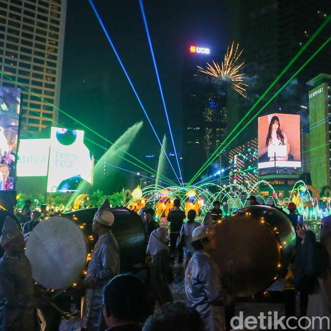 Car Free Night Meriahkan Takbiran di Bundaran HI