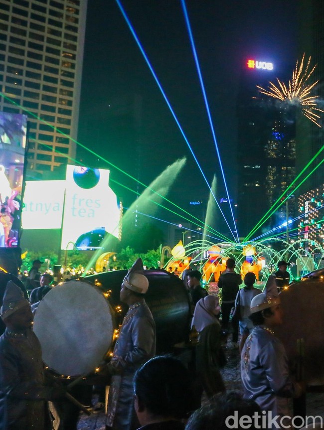 Car Free Night Meriahkan Takbiran di Bundaran HI