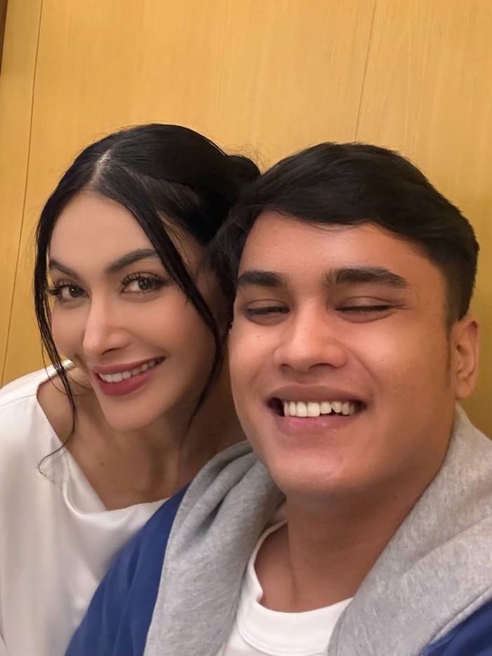 Bertemu Ressa, Denada Akhirnya Bisa Ucap: Anak Ibu Ganteng