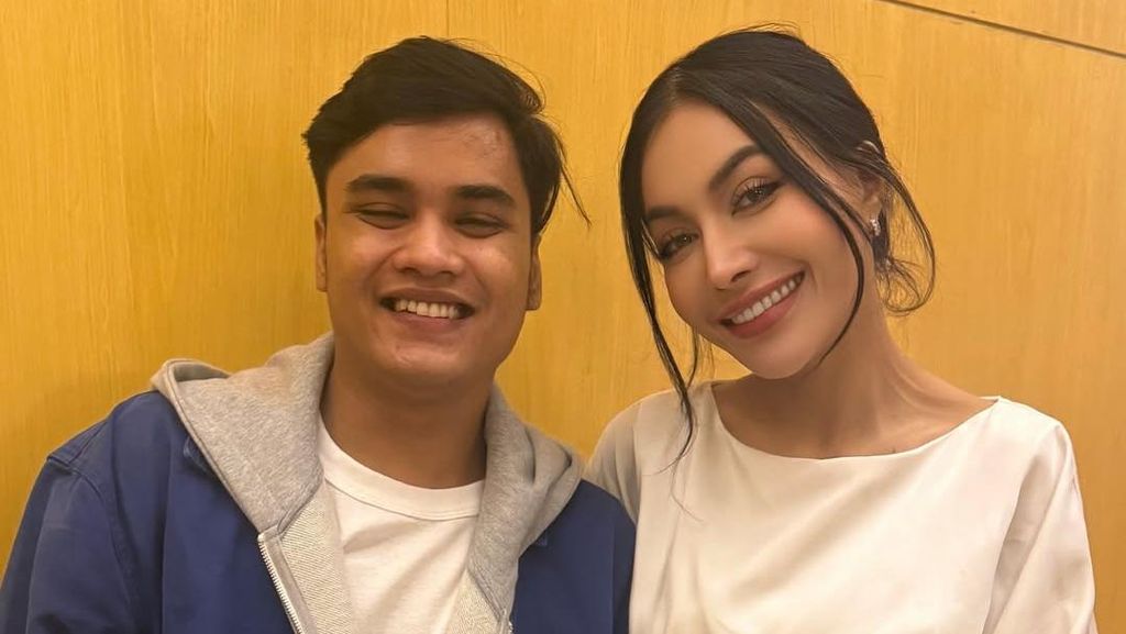 Video: Denada Akhirnya Pamer Foto Bareng Putranya Ressa Rossano