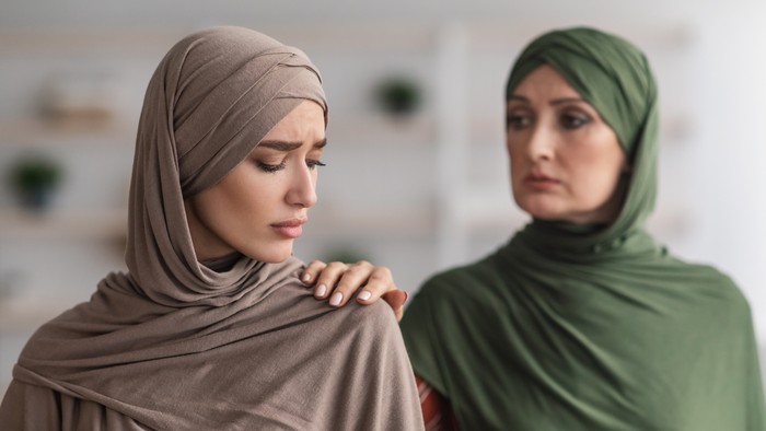 Ilustrasi Menantu dan Mertua Muslim